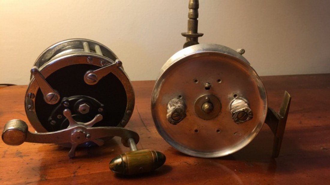 Lot of 2 Antique Reels (1 of 5)