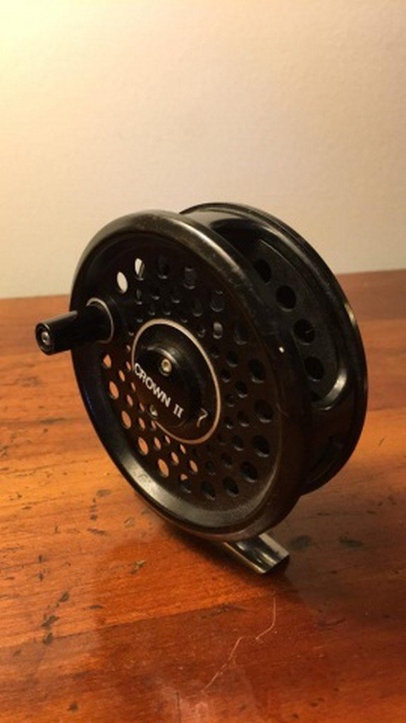 Crown 3" fly reel (1 of 2)