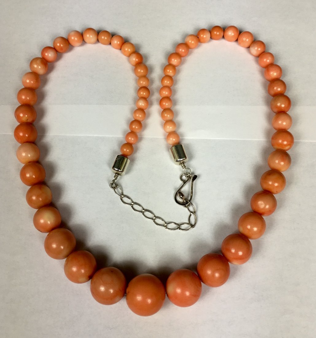Large Coral Necklace (1 of 4)