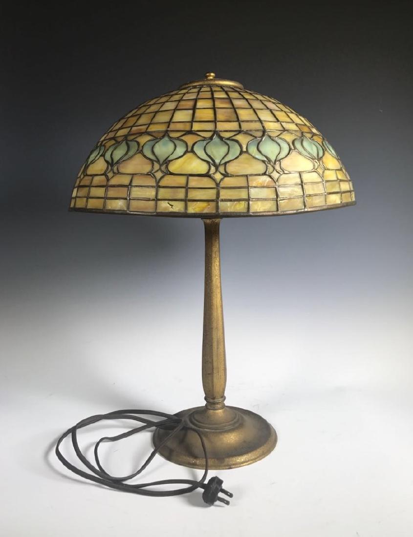 Tiffany Pomegranate Table Lamp (1 of 10)