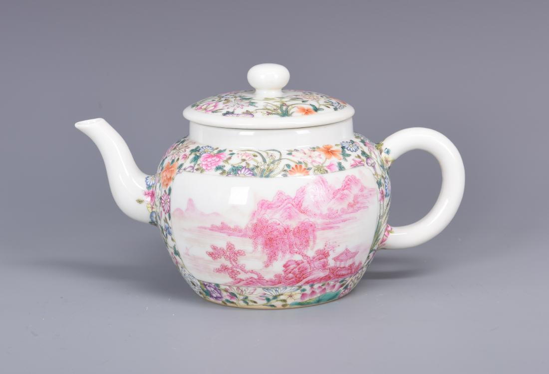 Famille Rose Porcelain Tea pot with Mark (1 of 10)