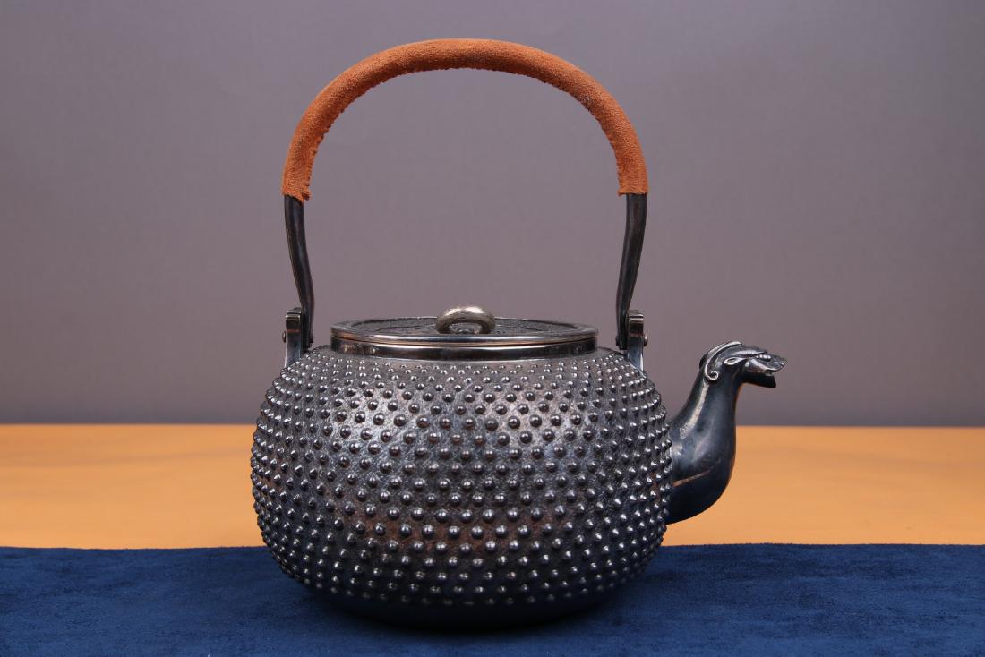 JAPANESE SILVER TEA POT (1 of 9)