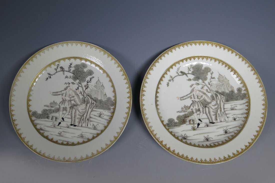 A Pair Of 18th C Chinese Export Porcelain Plates (1 of 10)