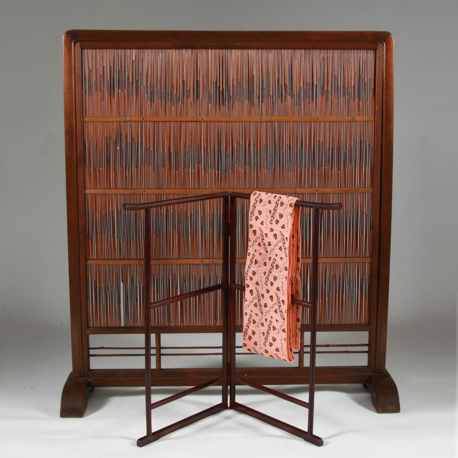 Japanese Low Bamboo/Wood Screen, Robe Holder & Obi (1 of 2)