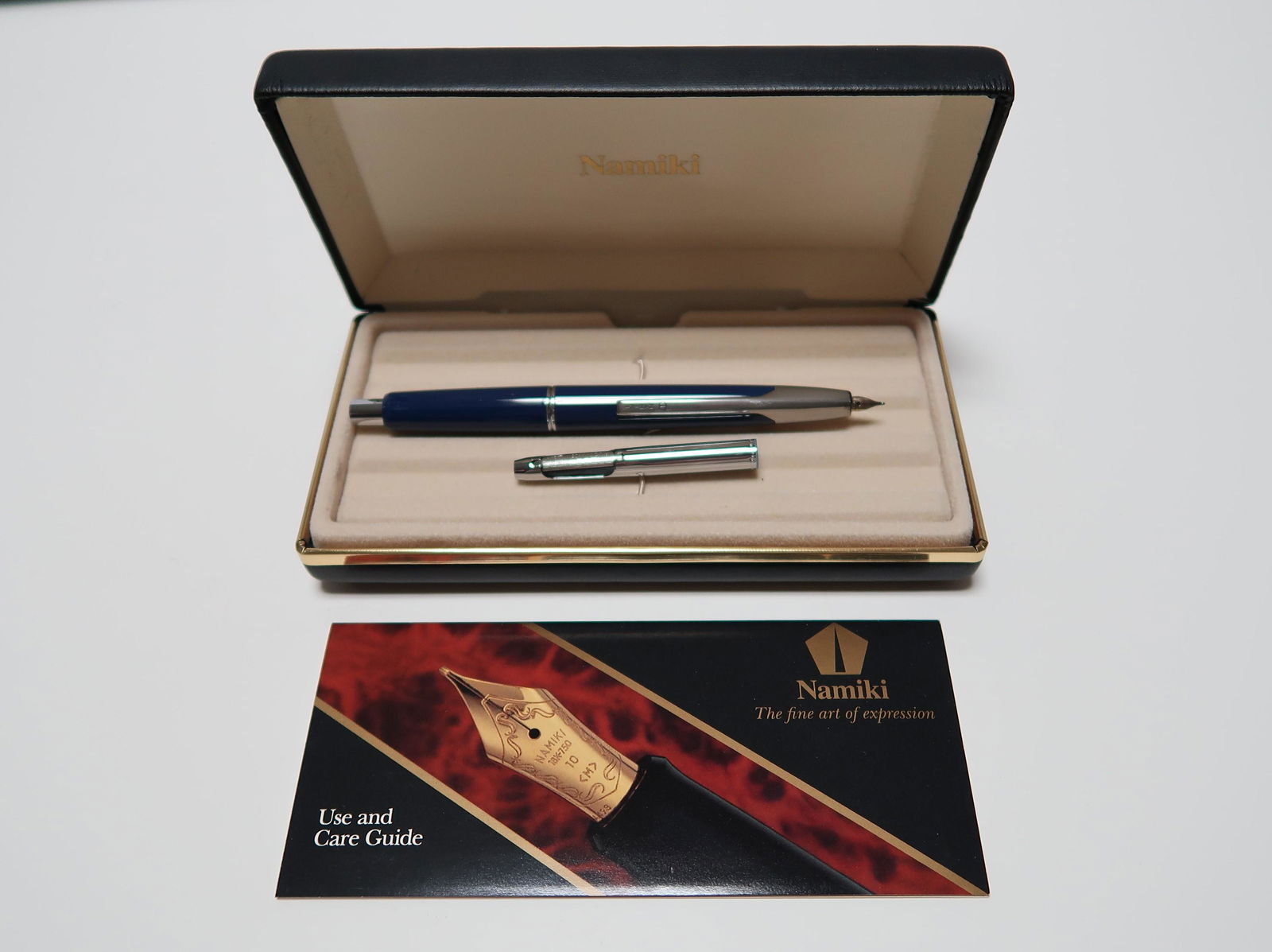 Namiki Vanishing Point Blue Fountain Pen (1 of 2)