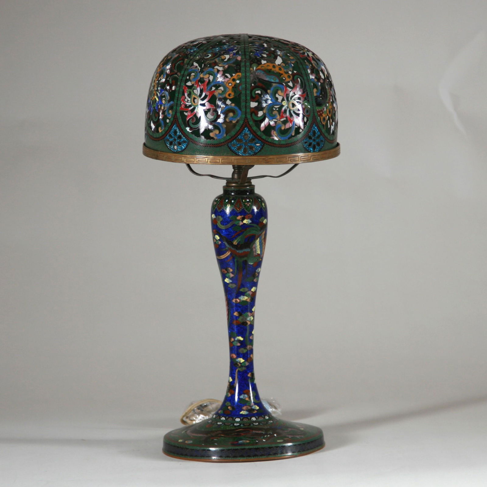 Rare Japanese Lamp And Shade In Cloisonné, Meiji (1 of 6)