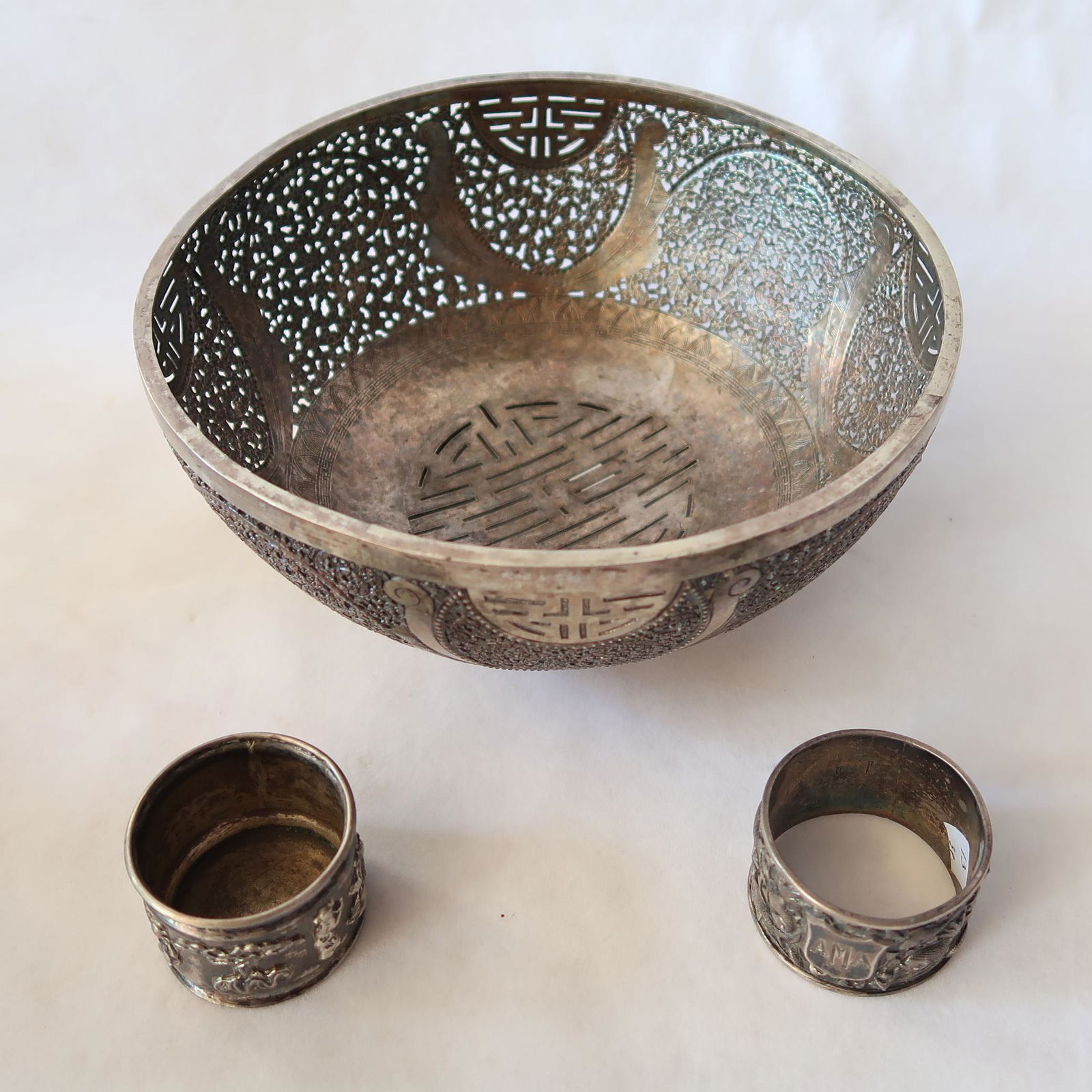 Intricatly Carved Chinese Silver Bowls & Napkin Rings (1 of 14)