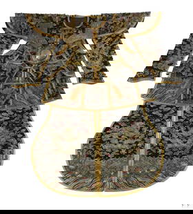 A Suit of Ceremonial Armor with Dragon Decoration: A Suit of Ceremonial Armor with Dragon Decoration