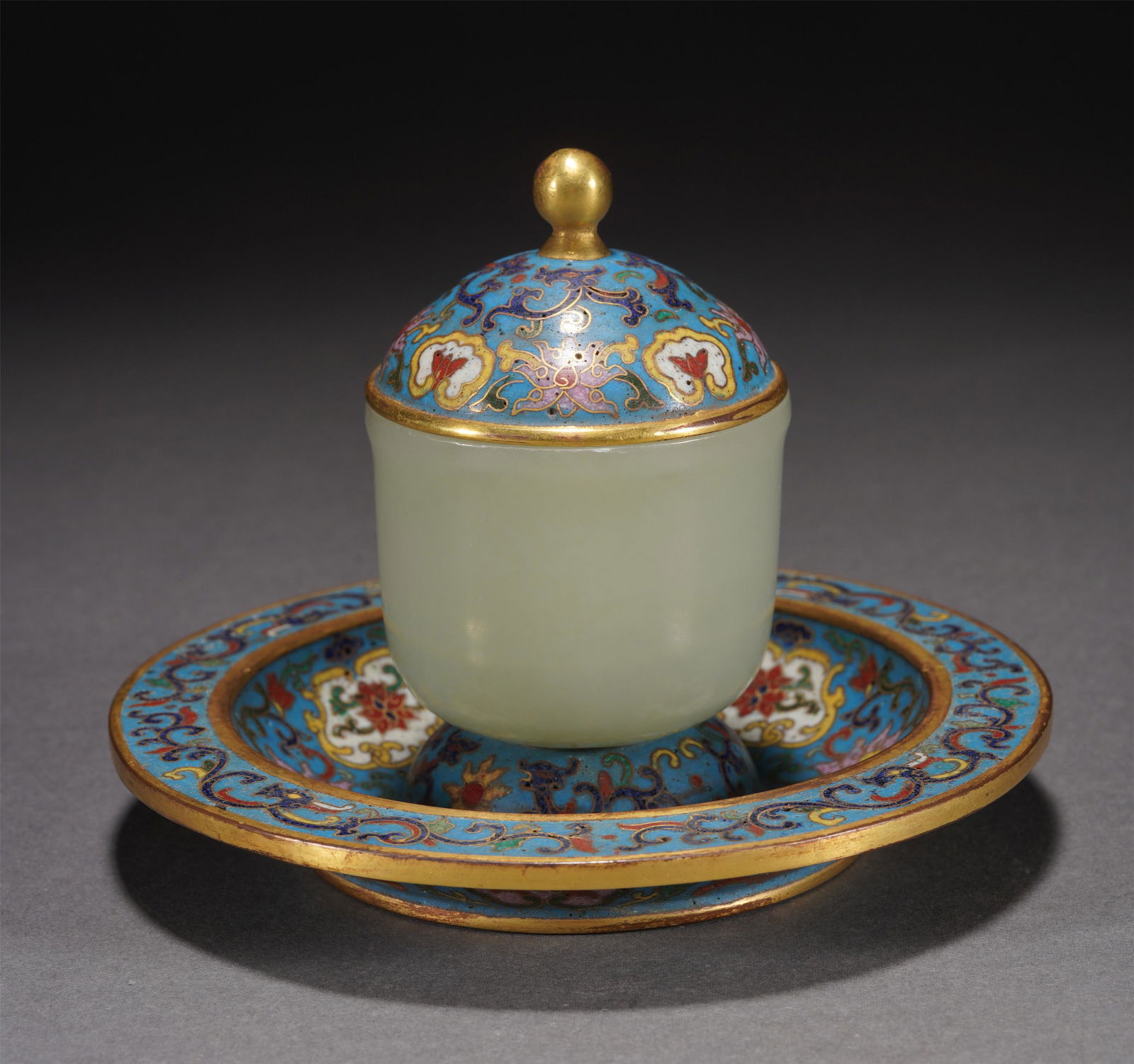 A CHINESE CARVED JADE CUP WITH CLOISONNE ENAMEL TRAY (1 of 10)