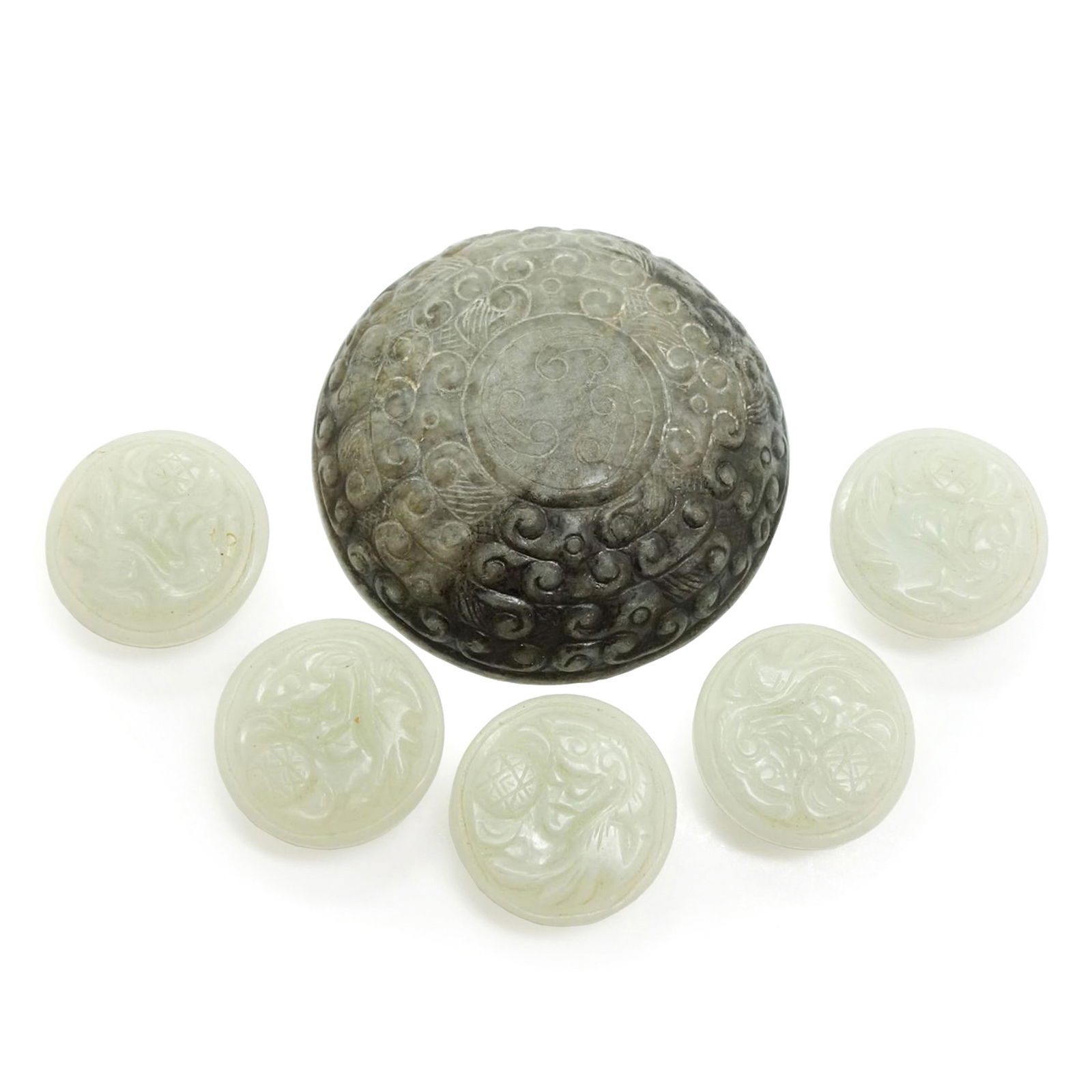 GROUP OF FINELY CARVED JADE BUTTONS (1 of 6)