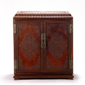 A HUANGHUALI CABINET