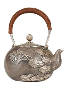A JAPANESS SILVER TEAPOT