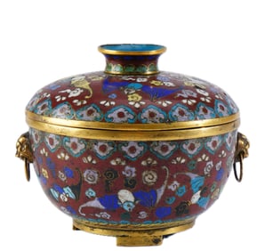 A CLOISONNE ENAMEL PORRIDGE BOWL WITH COVER