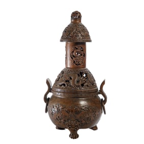 A CARVED BAMBOO INCENSE BURNER