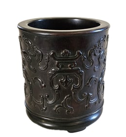 CHINESE CARVED BLACK WOOD BRUSH POT