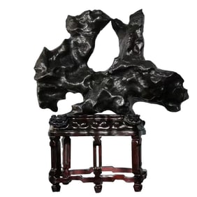 A CHINESE TAIHU LITERATI SCHOLAR ROCK