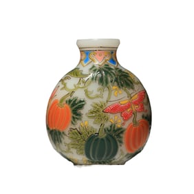 A PEKING GLASS MELLONS SNUFF BOTTLE
