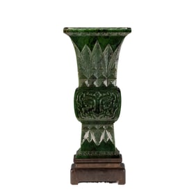 A CARVED SPINACH GREEN JADE RECTANGULAR BEAKER VASE GU