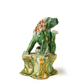 A CHINESE SANCAI GLAZE POTTERY FELINE