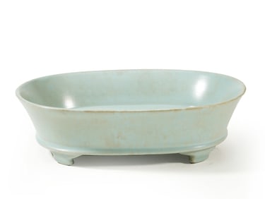 A CHINESE RU-WARE OVAL JARDINIERE
