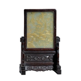 A FINE CARVED JADE INLAID ROSEWOOD TABLE SCREEN