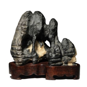 A CHINESE LITERATI SCHOLAR ROCK