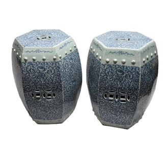 PAIR CHINESE BLUE & WHITE PORCELAIN GARDEN SEATS, 19TH CENTURY