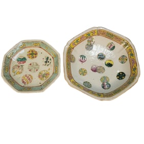 TWO CHINESE FAMILLE ROSE BOWLS, LATE 19 CENTURY