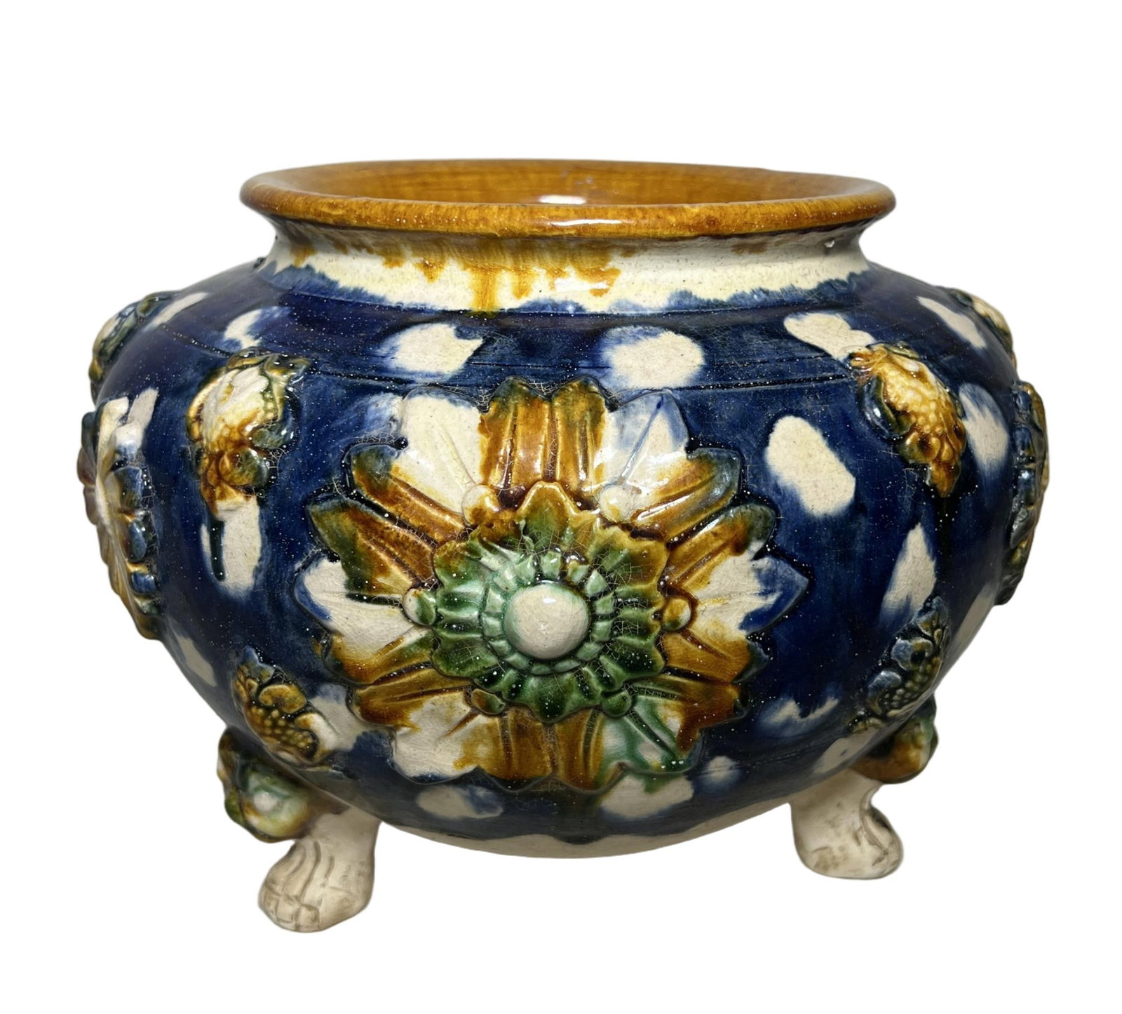 A SANCAI GLAZE POTTERY JAR (1 of 9)
