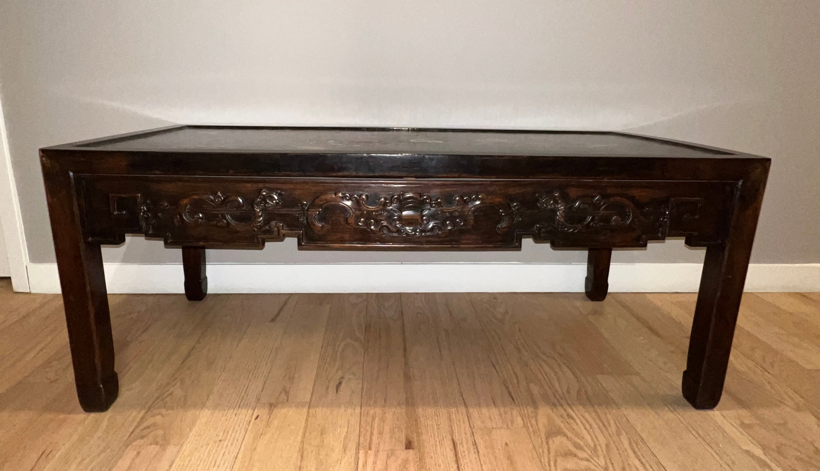 A POLYCHROME PAINTED LACQUER LONG TABLE - 3