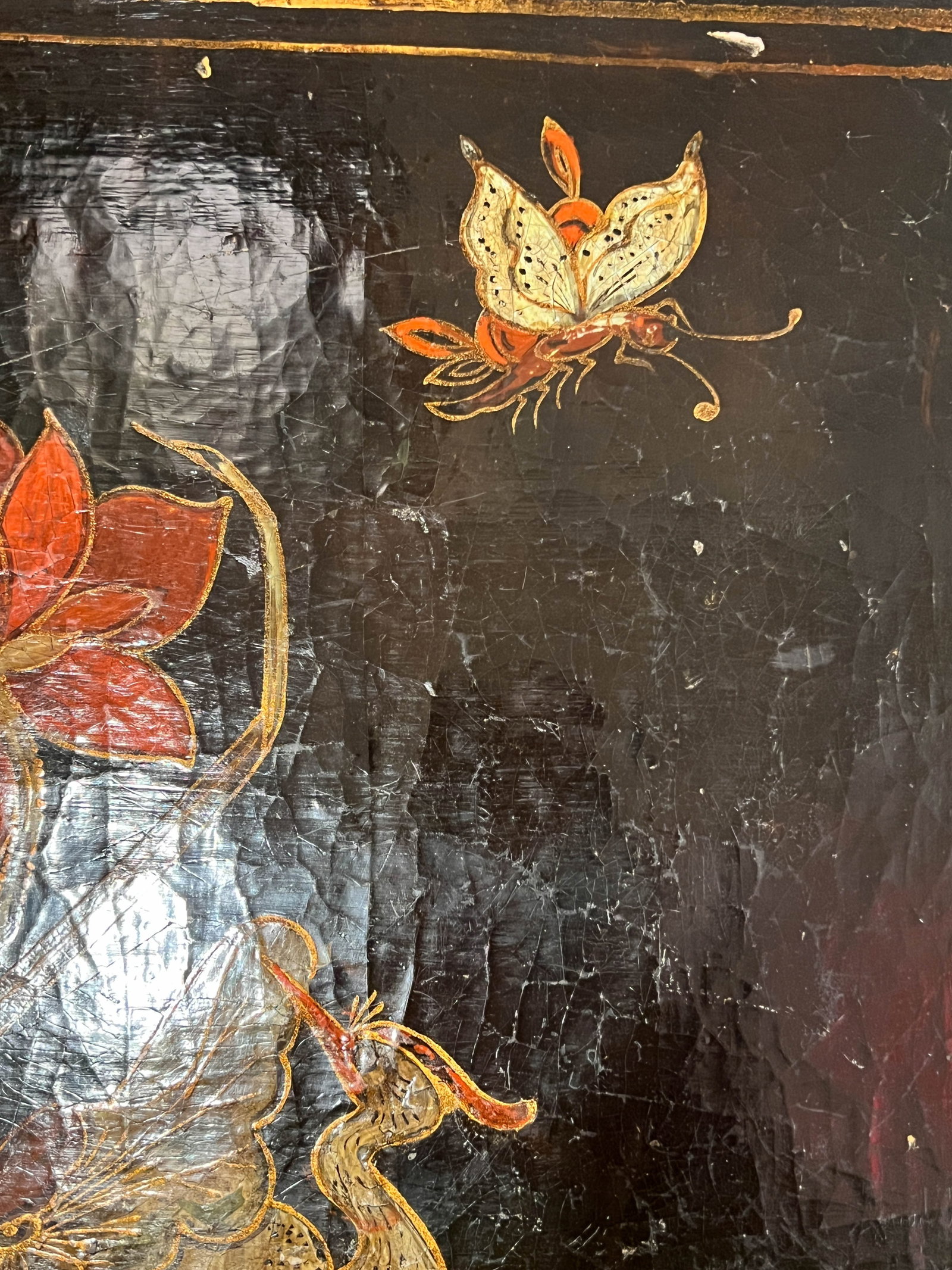 A POLYCHROME PAINTED LACQUER LONG TABLE - 9