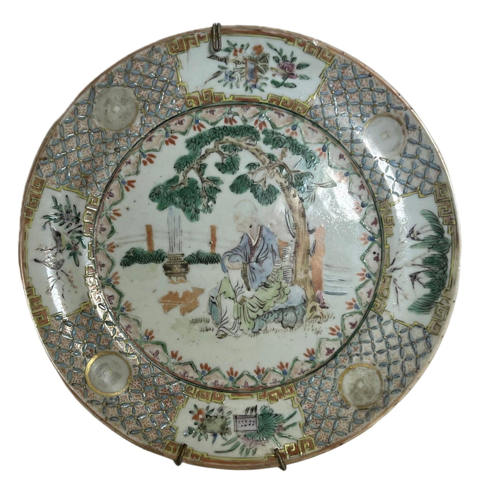 A CANTONESE FAMILLE ROSE FIGURAL STORY PLATE: A CANTONESE FAMILLE ROSE FIGURAL STORY PLATE Decorated with figural story at the interior. DIMENSION: Diam. 22 cm. A LIST OF RECOMMENDED THIRD-PARTY SHIPPER IS AVAILABLE UNDER SHIPPING INFORMATION.