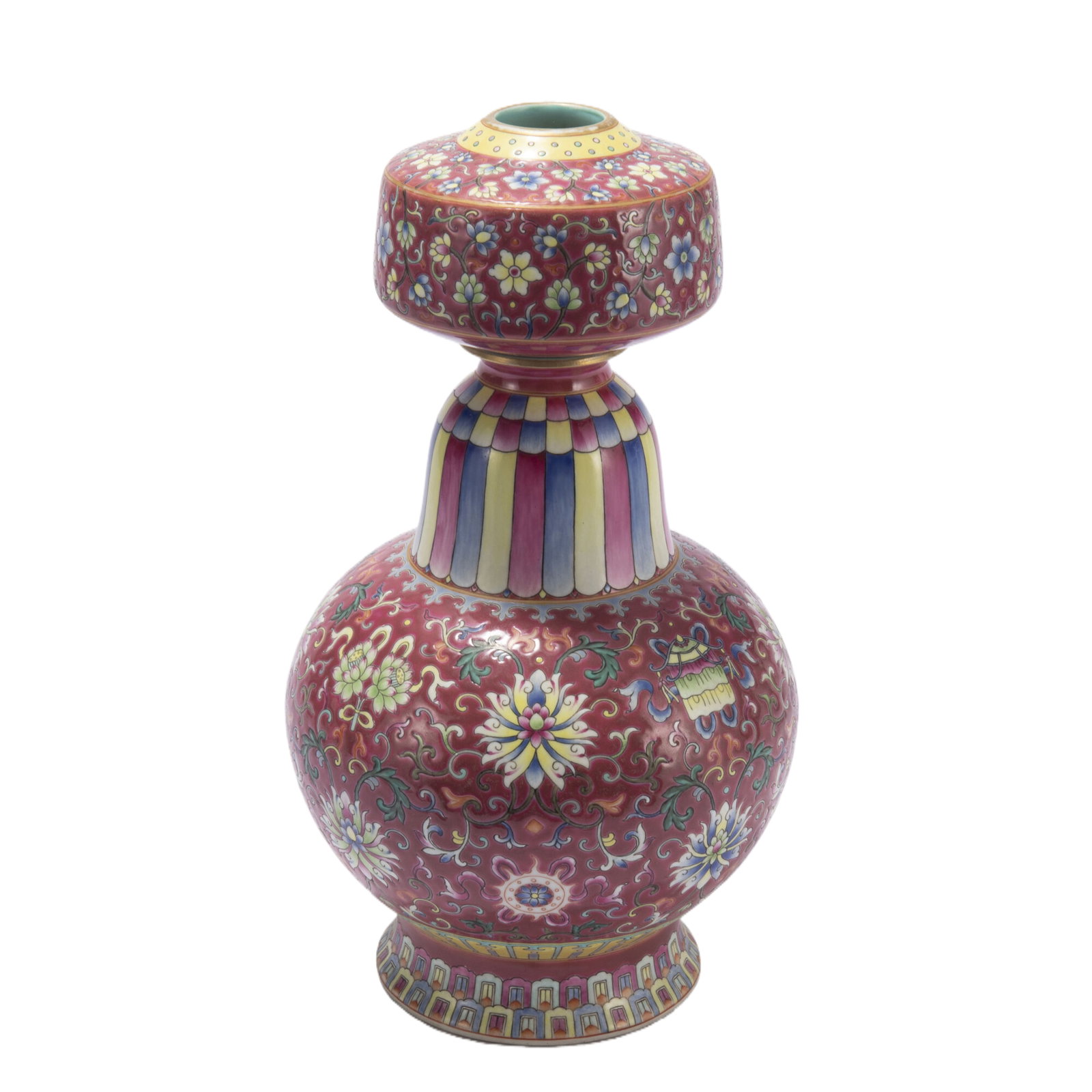 A FAMILLE ROSE FLOWERS BUMPA VASE (1 of 10)