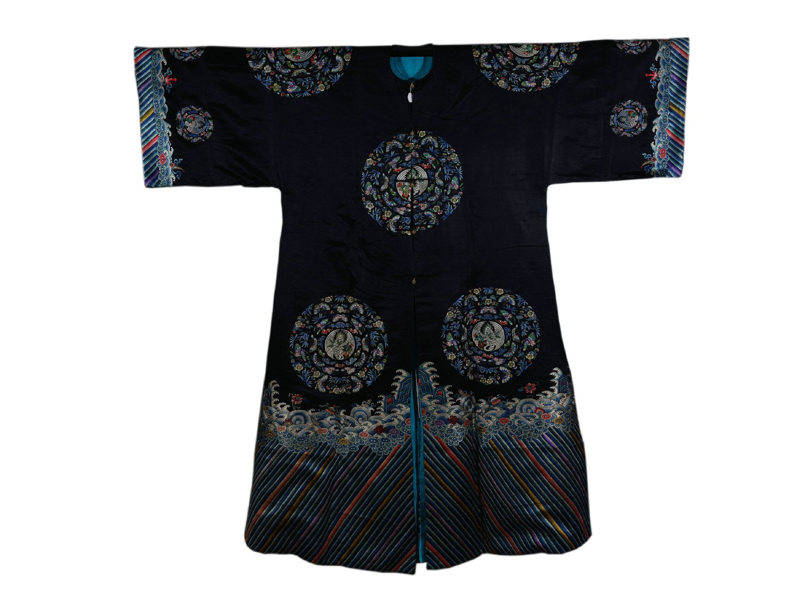 A FINE CHINESE IMPERIAL EMBROIDERED MEDALLION COURT ROBE, JIFU (1 of 17)