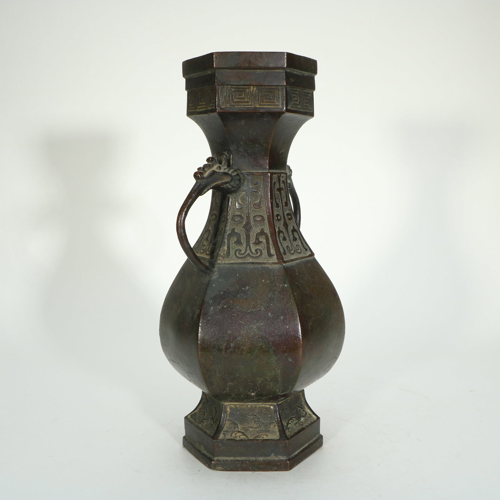 A BRONZE HEXAGONAL VASE - 3