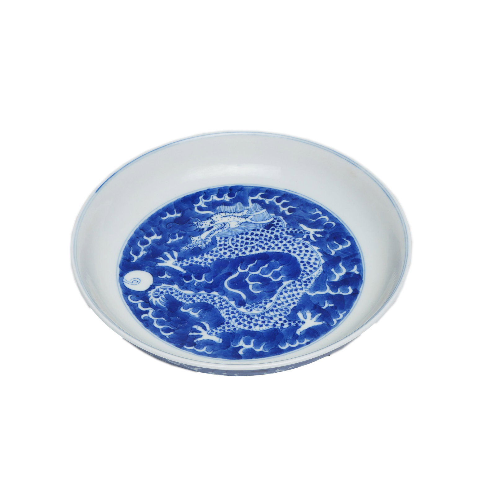 A BLUE AND WHITE DRAGON SAUCER (1 of 8)