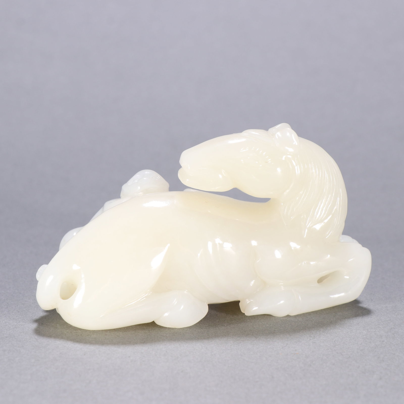 CHINESE CARVED JADE HORSE WITH MARK: CHINESE CARVED JADE HORSE WITH MARK DIMENSION: 5.2 X 9.2 cm. A LIST OF RECOMMENDED THIRD-PARTY SHIPPER IS AVAILABLE UNDER SHIPPING INFORMATION. PLEASE FEEL FREE TO CONTACT THEM FOR A QUOTE.