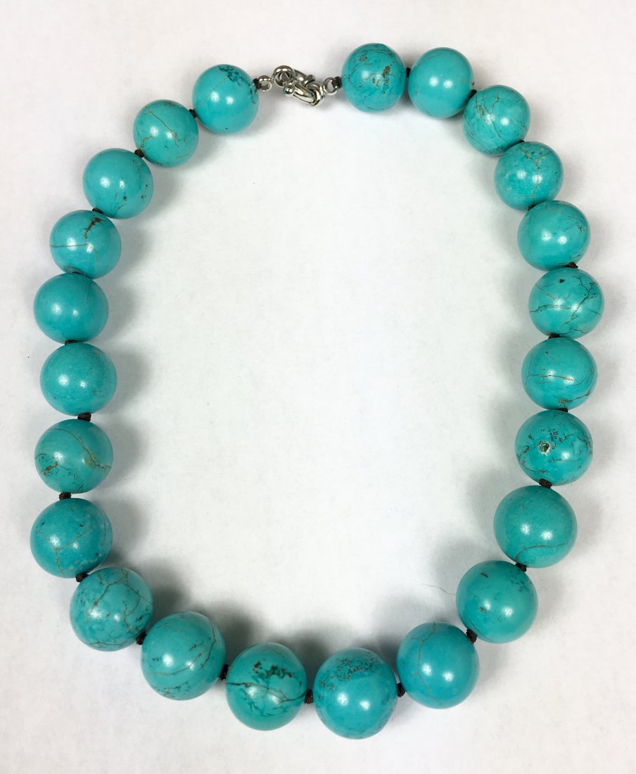 Large BeadsTurquoise Necklace (1 of 3)
