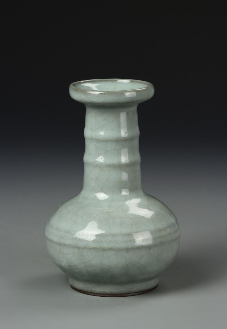 Chinese Lung Quan Yao Vase (1 of 5)