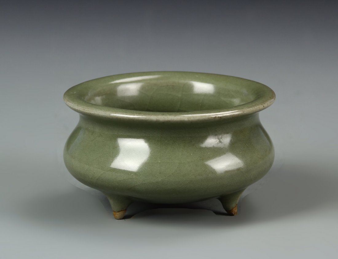 A Chinese Lung Quan Yao Tripod Censer (1 of 5)