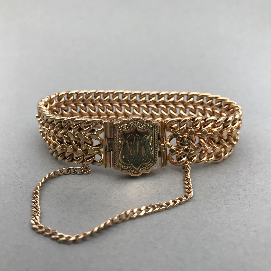 14K Gold Triple Chain Bracelet: 14K Gold bracelet made of 3 link chains together. 7.25", 25g.