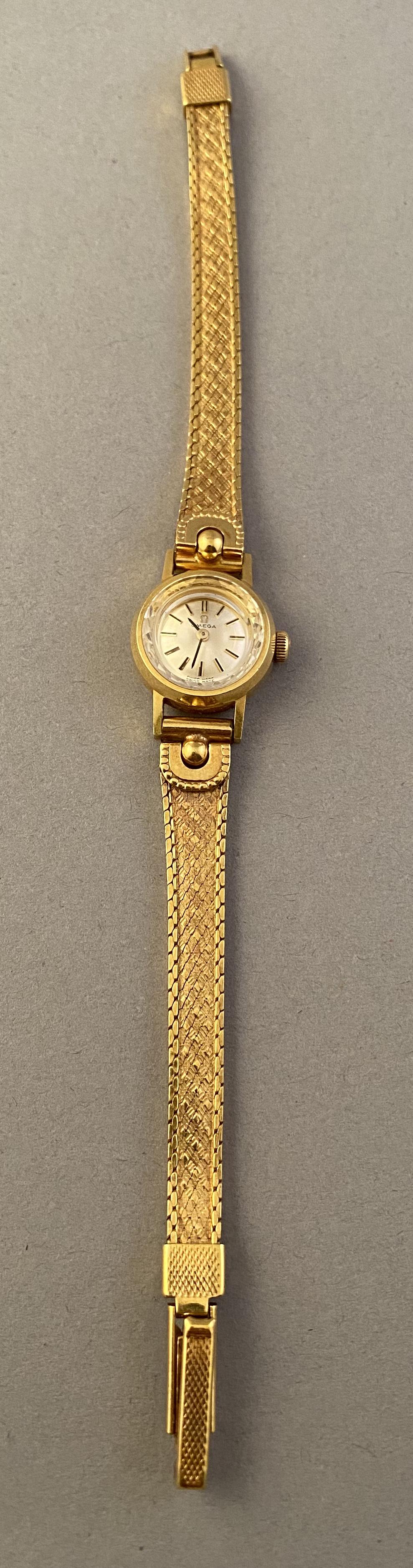 18k Gold Ladies Omega Watch (1 of 3)