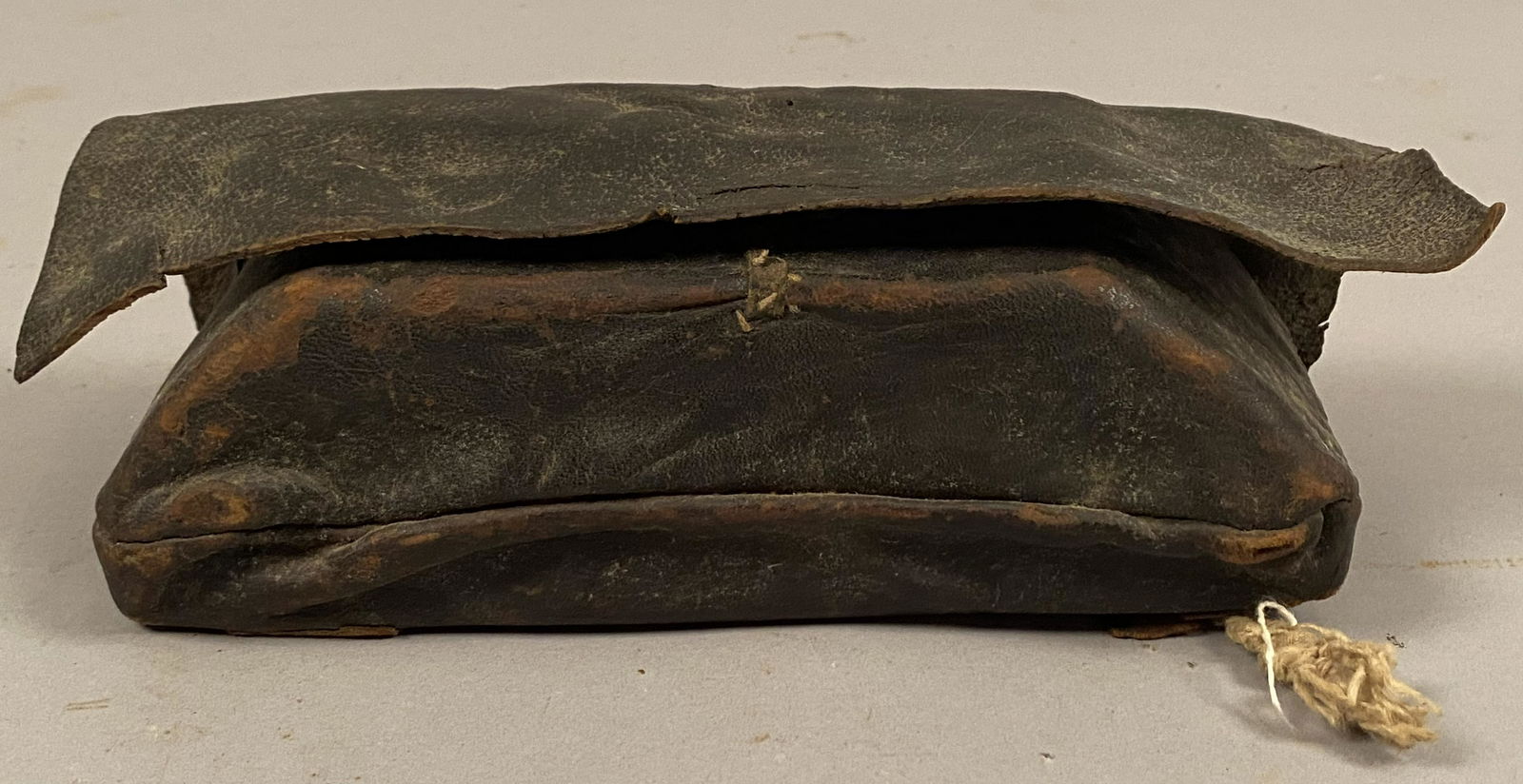 Leather Covered Cartridge Holder w/Wooden Interior (1 of 6)