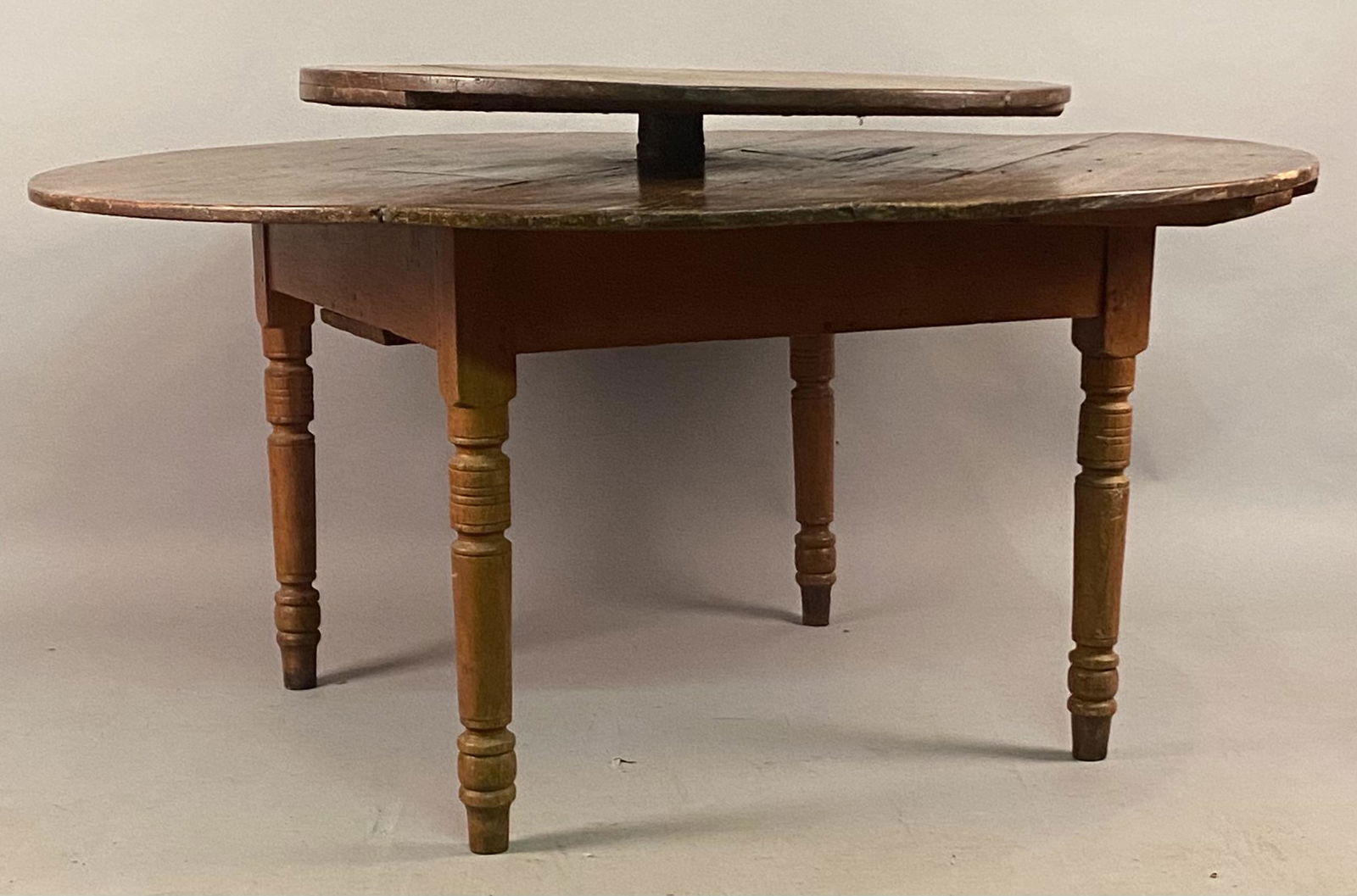 Southern Dining Talbe w/Revolving Lazy Susan (1 of 8)