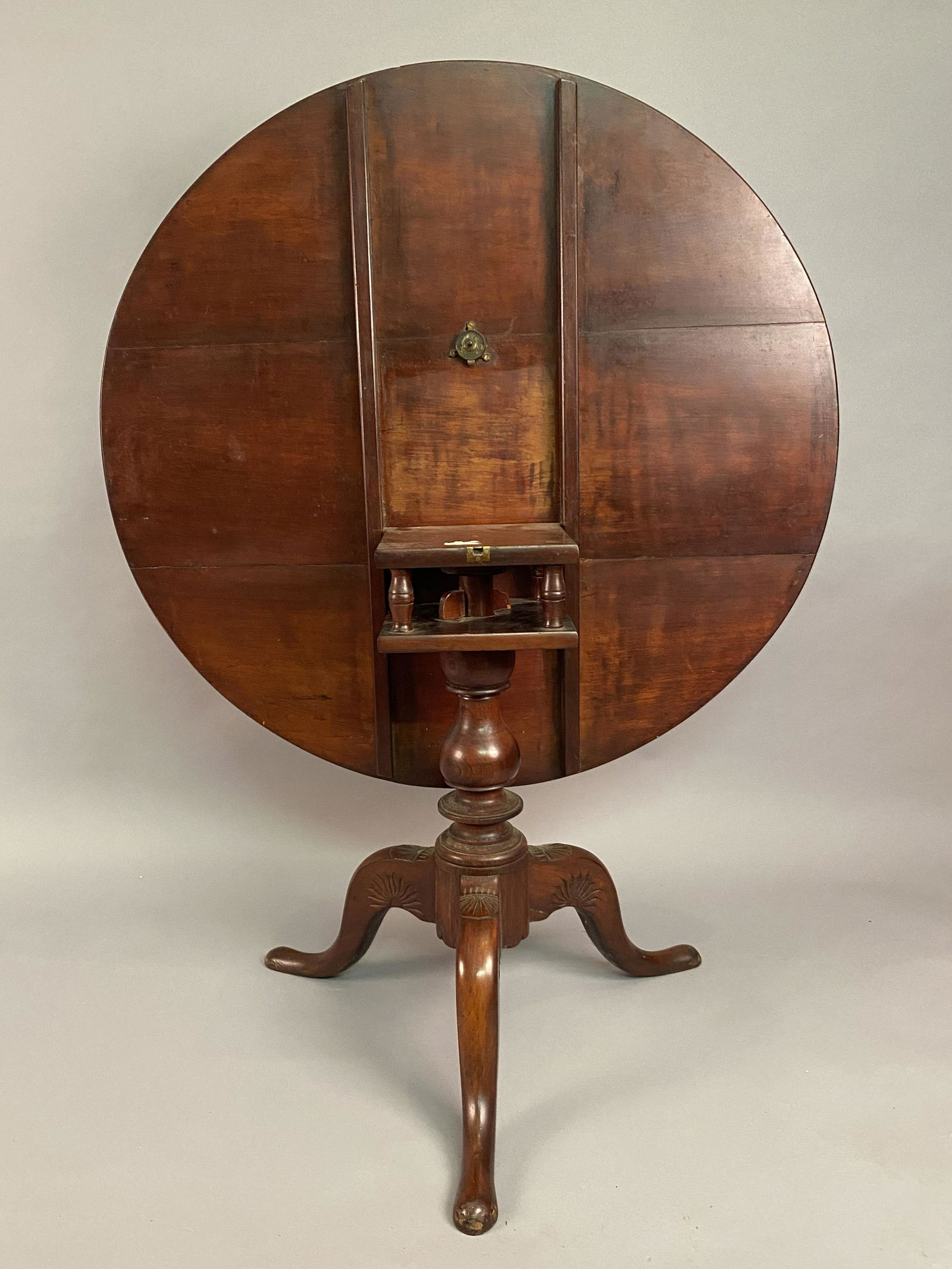 Queen Anne Cherry Tilt Top Talbe w/Multiple Carvings (1 of 12)