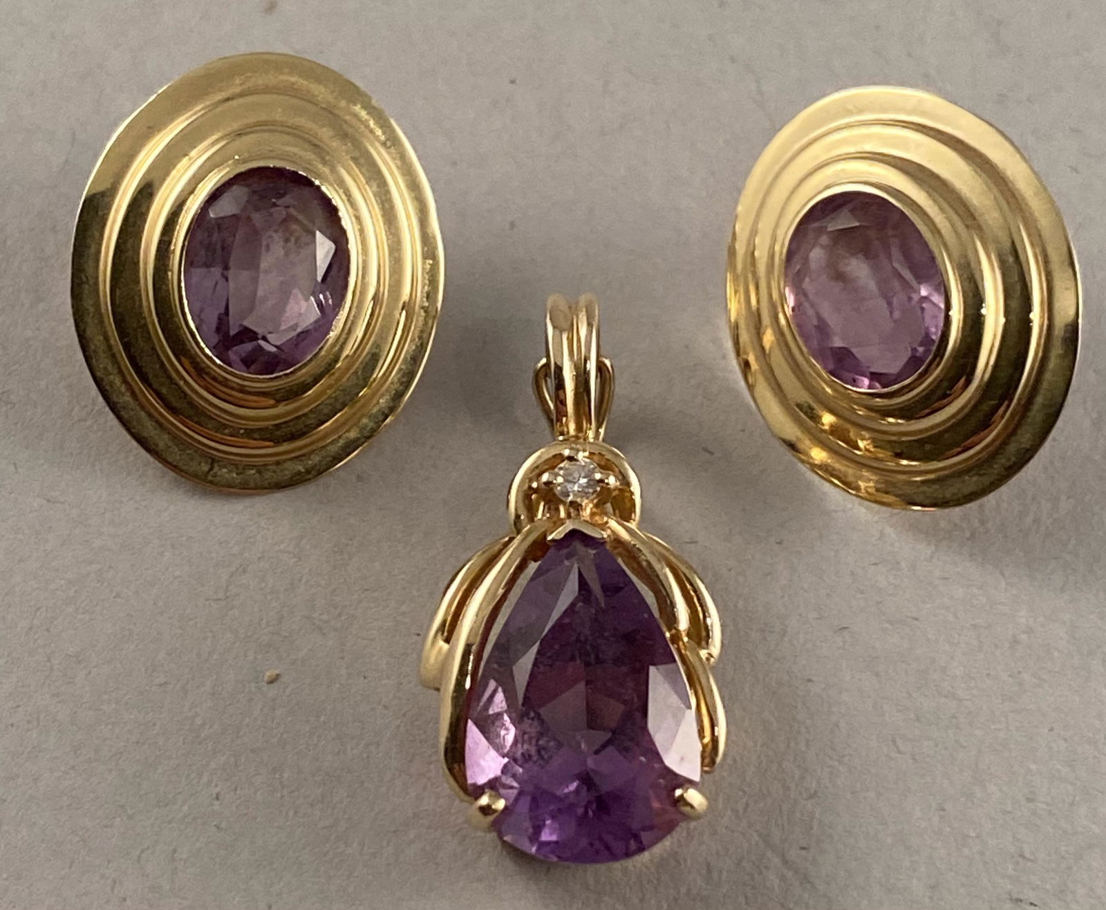 14K Gold Amethyst Pendant & Amethyst Earings (1 of 4)
