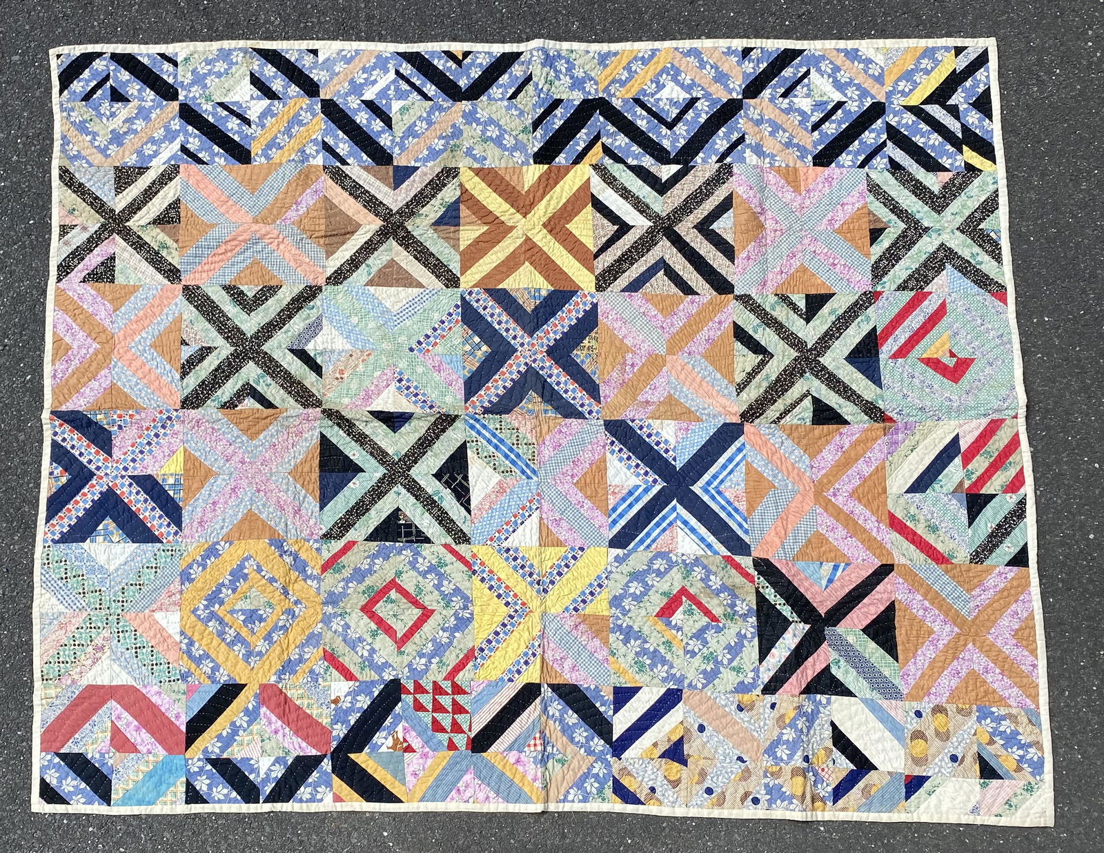 Box and "X" Patterned Patchwork Quilt (1 of 7)