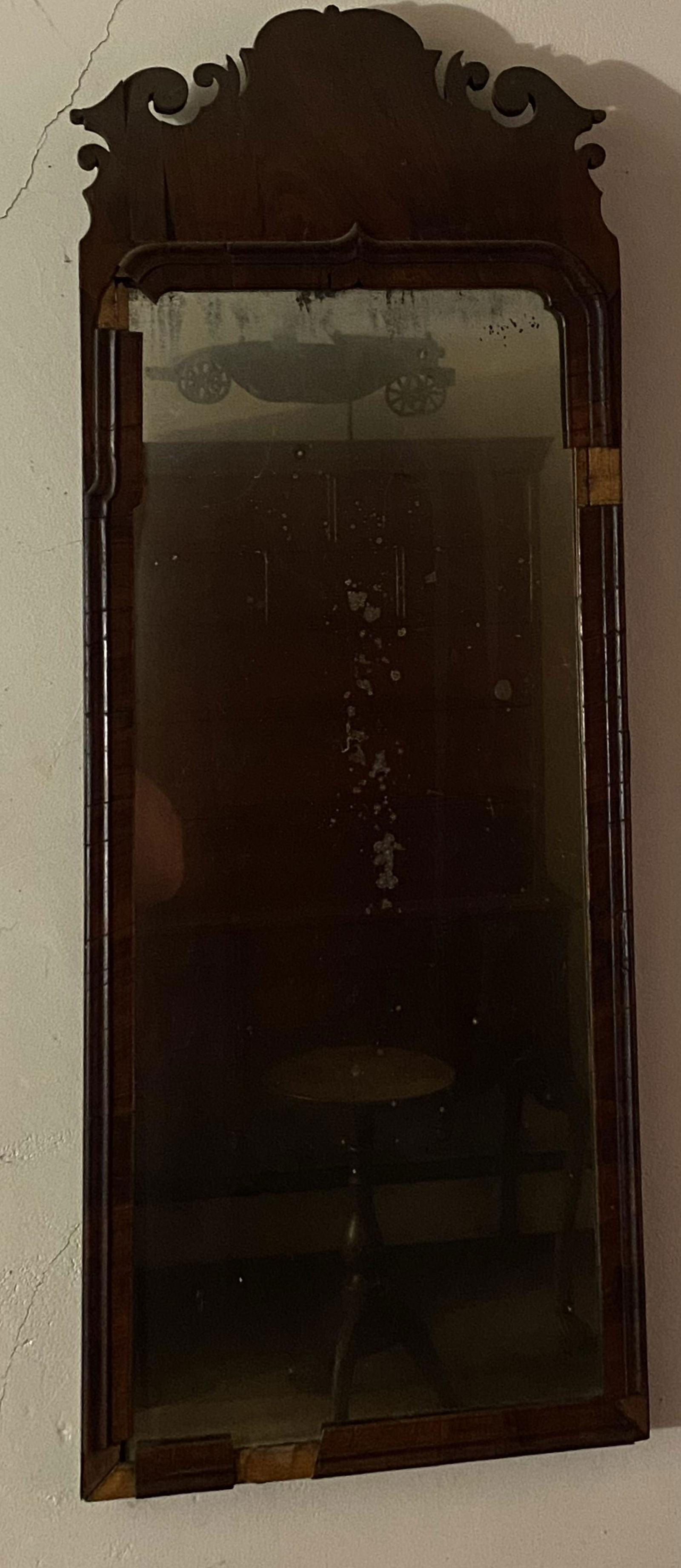 18th C Queen Anne Mirror w/Nicely Shaped Crest (1 of 6)