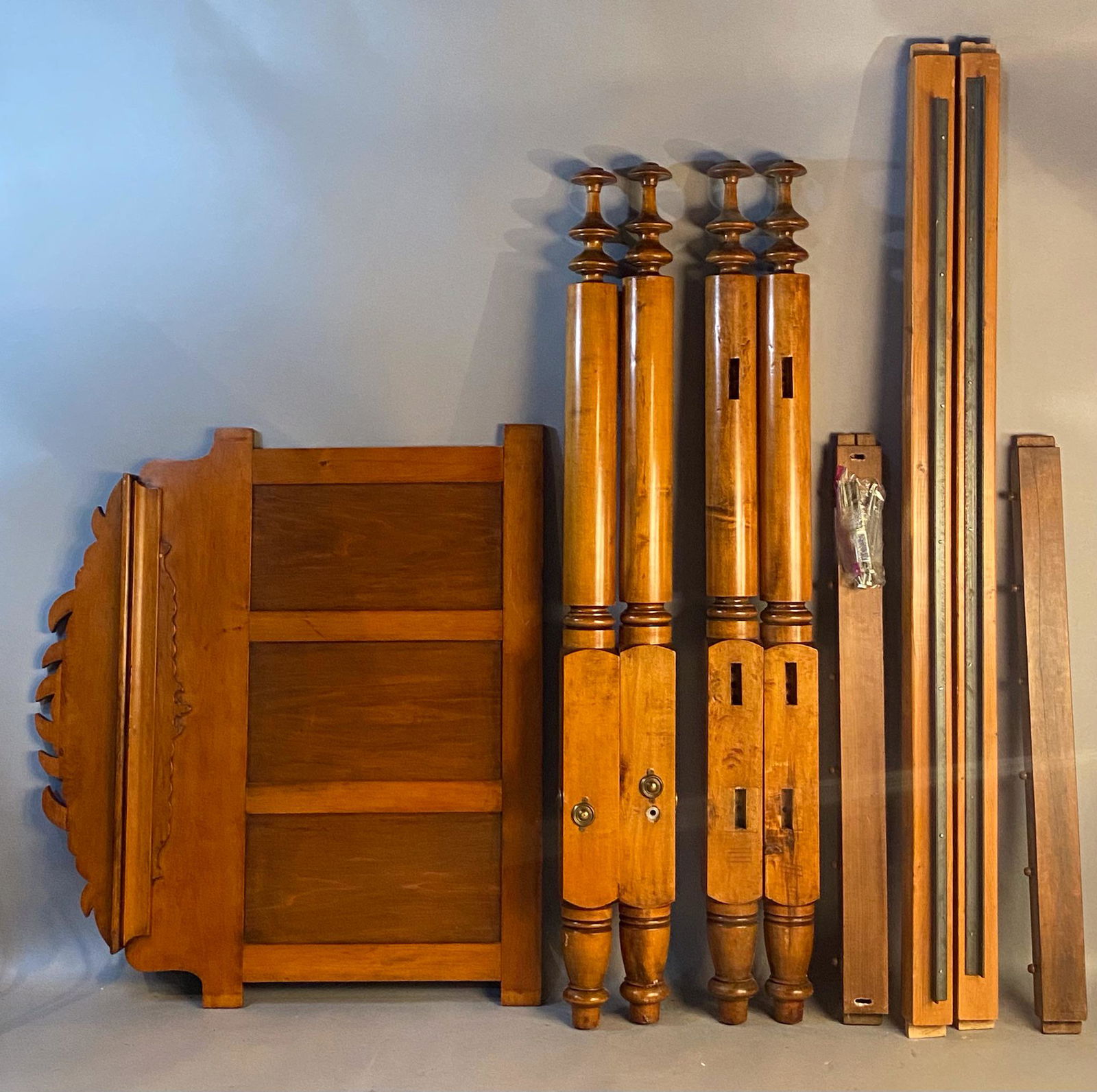 Four Post Maple Bed w Carved Crest (1 of 6)