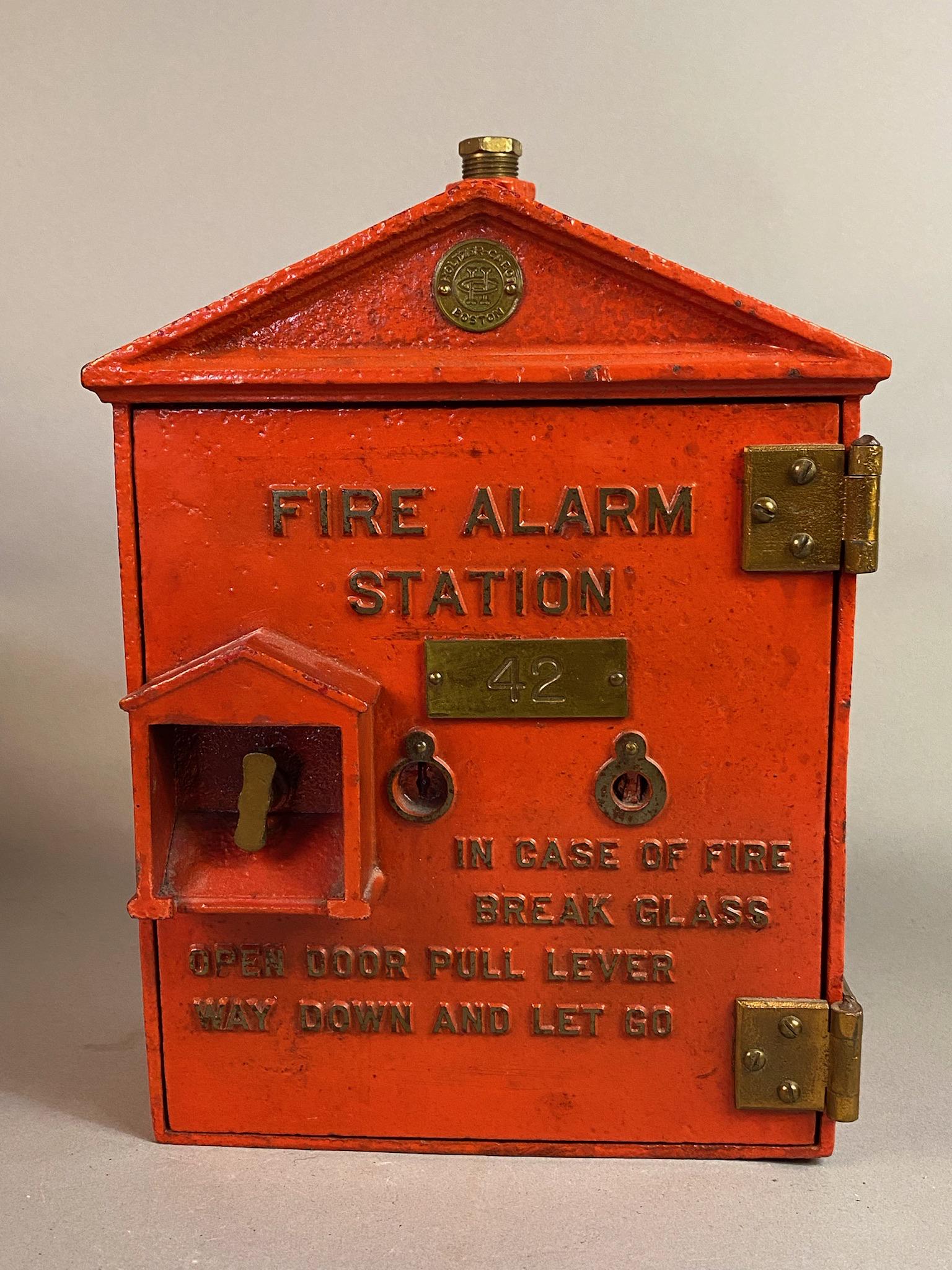 Antique Fire Alarm Station (1 of 6)